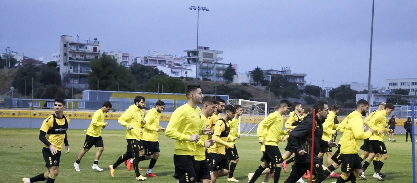 Δύο ακόμη παίκτες της ΑΕΚ θετικοί στον κορωνοϊό